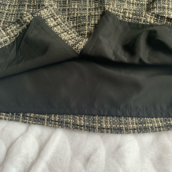 💎5/$25💎 Banana Republic Plus Tweed Skirt - Picture 4 of 6